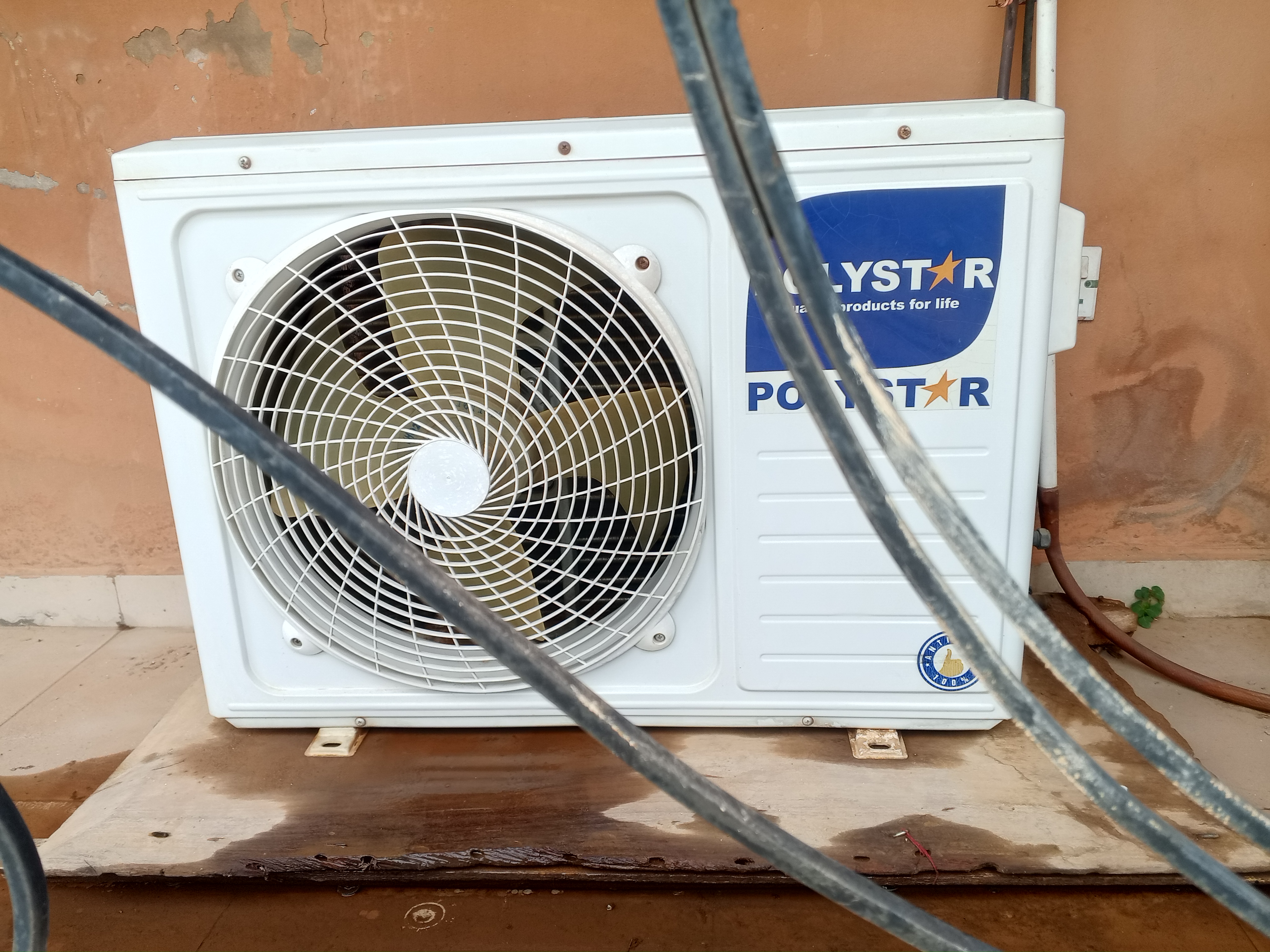Installation of an outdoor unit of a new AC